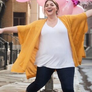 Lane Bryant Yellow Kimono Cardigan Floral Knit Flowy Slimming Long Size 22/28